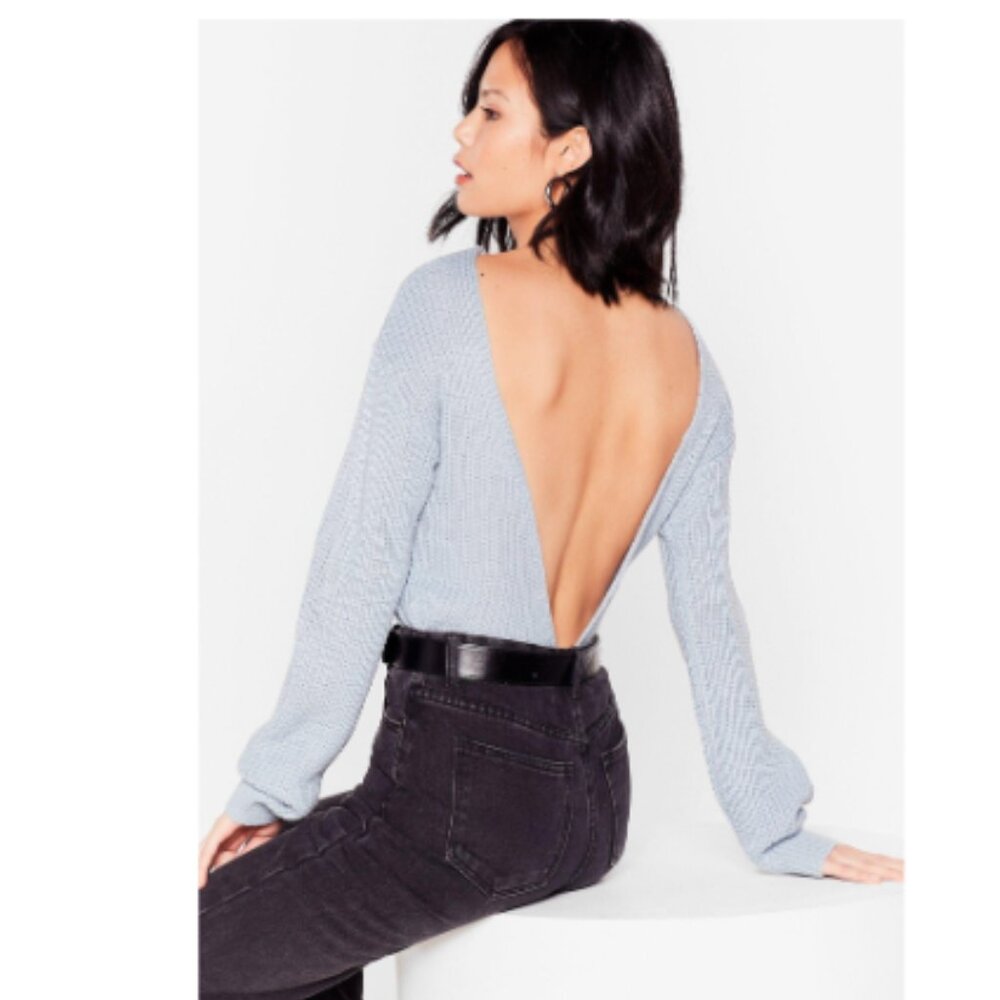 NWOT Backless Long Sleeve Knit Sweater (Size M)